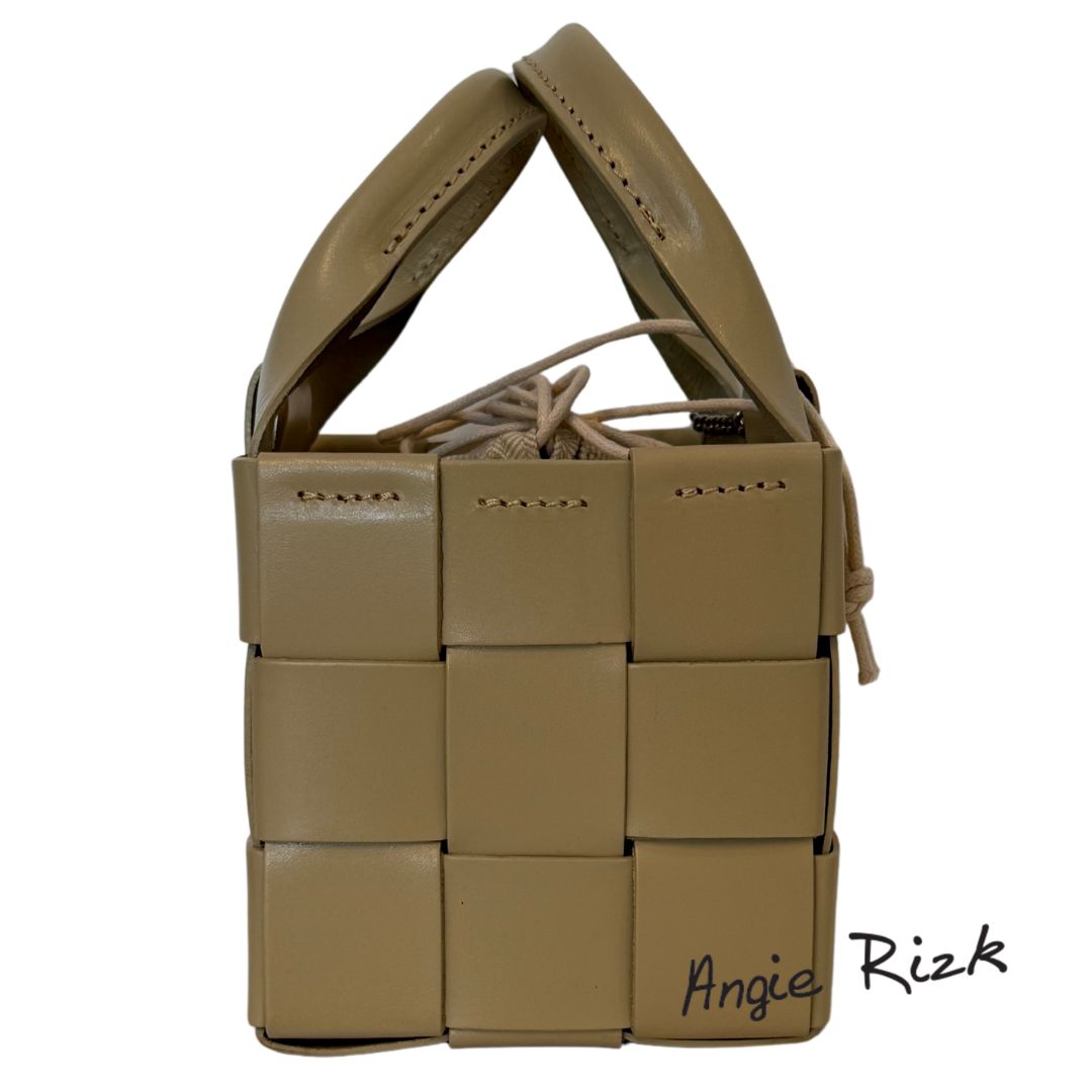 Belleza - Woven Bucket Bag