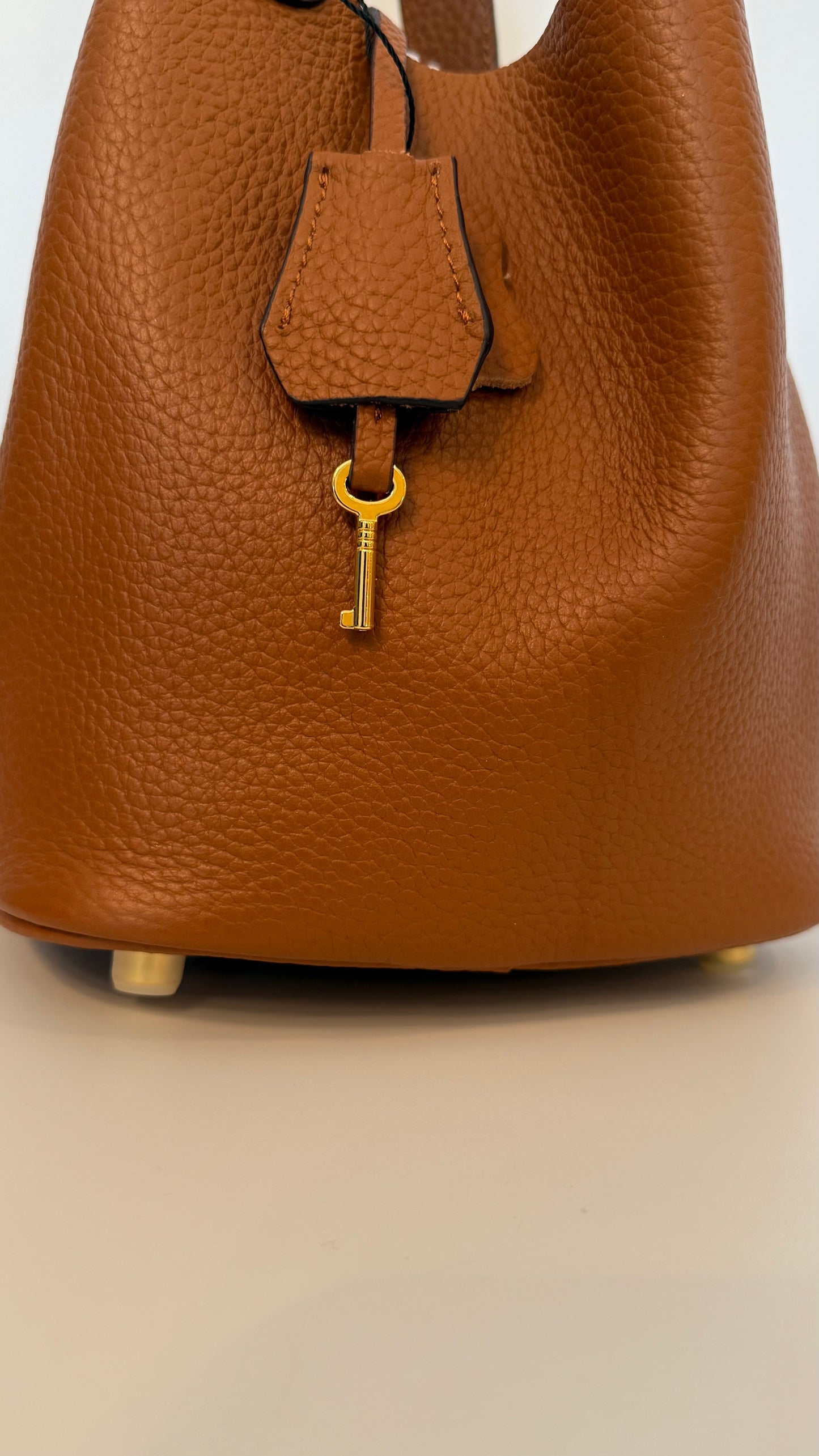 Venus - Leather Bucket Bag