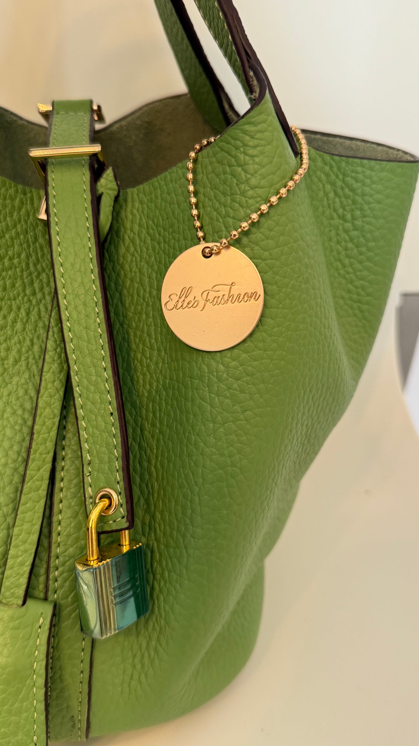 Venus - Leather Bucket Bag