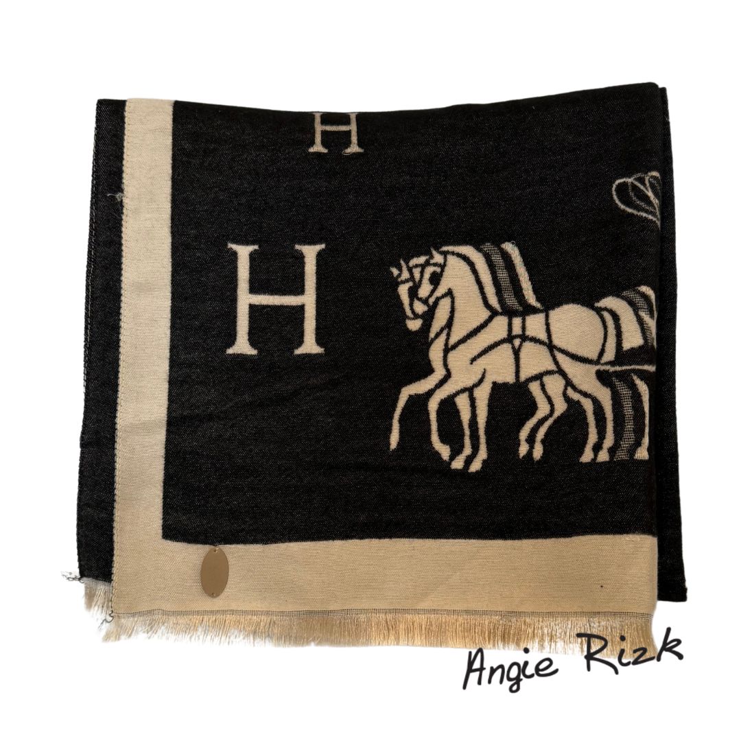 Velora – Cashmere Horse-Print Scarf